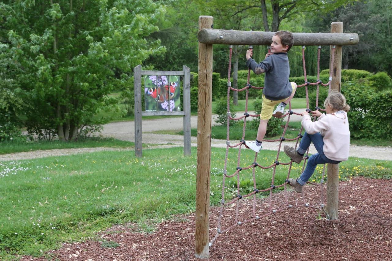 Camping Le Nid Du Parc Villars-les-Dombes Eksteriør billede